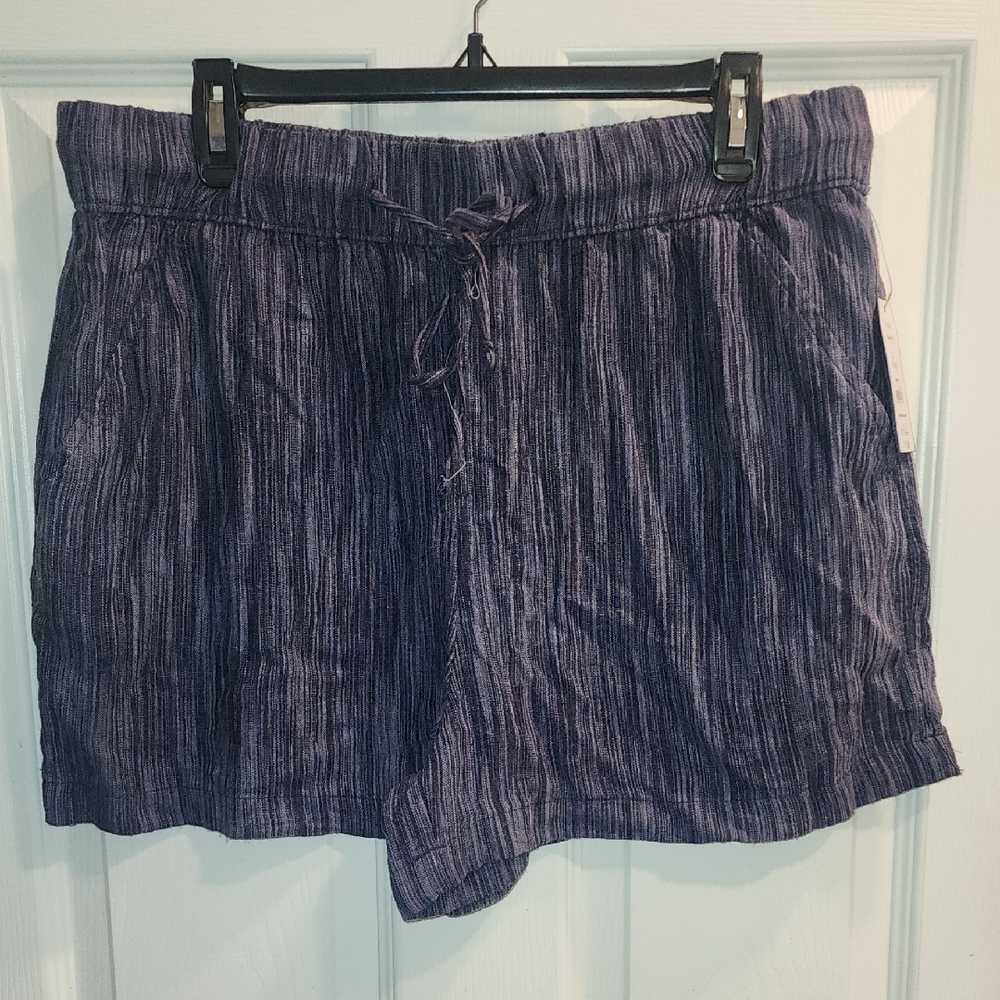 Time and Tru Navy Blue High Waist Casual Shorts